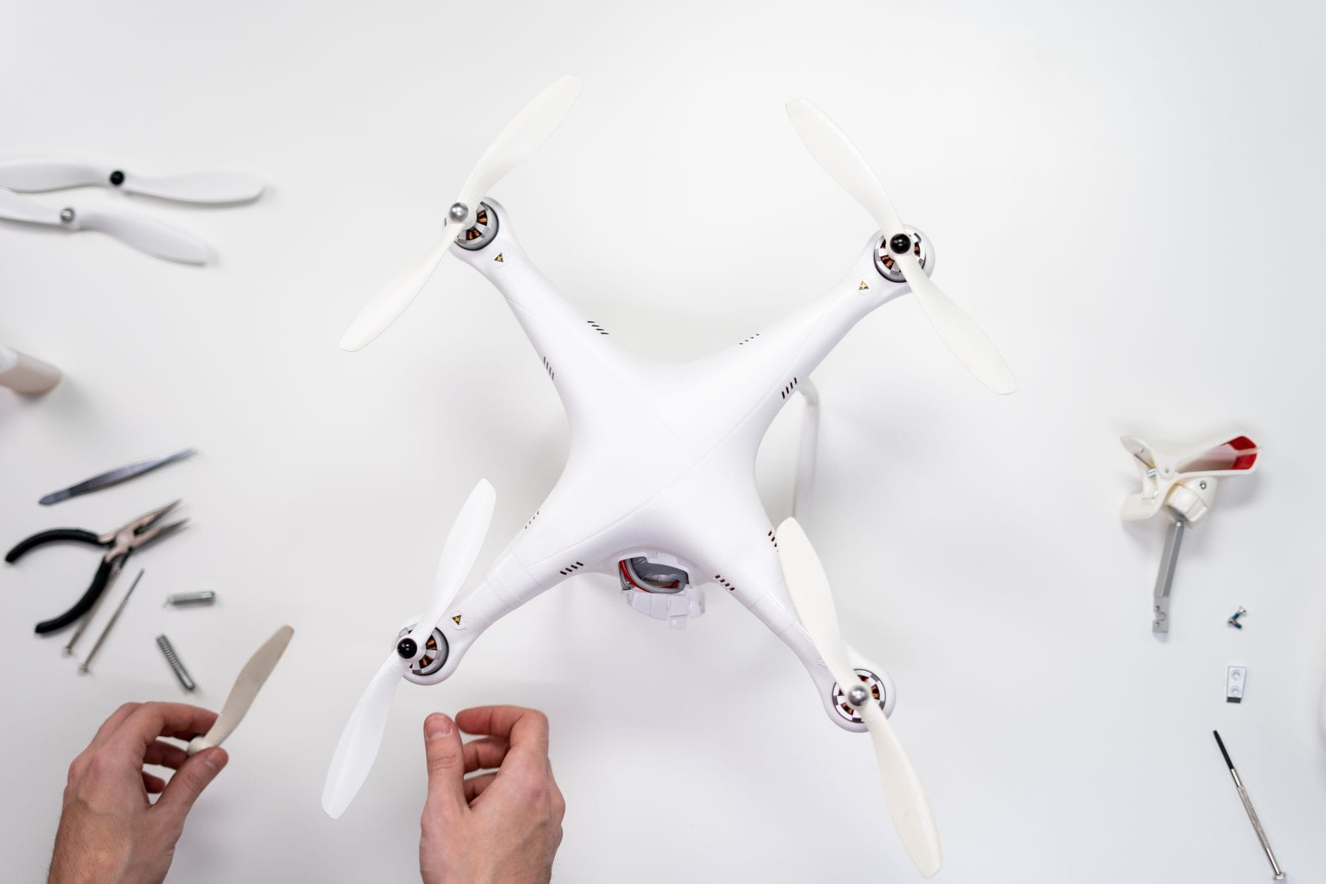 Tips menyewa drone untuk hasil foto dan video terbaik.